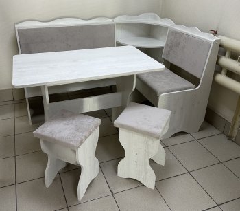 Кухонный уголок Миссия с полкой ткань в Алдане - mebel154.com